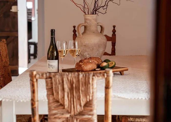 Soumaki - A Serene Countryside Hideaway Semesterbostad