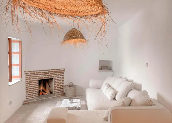 Semesterbostad Soumaki - A Serene Countryside Hideaway Pano Akourdalia