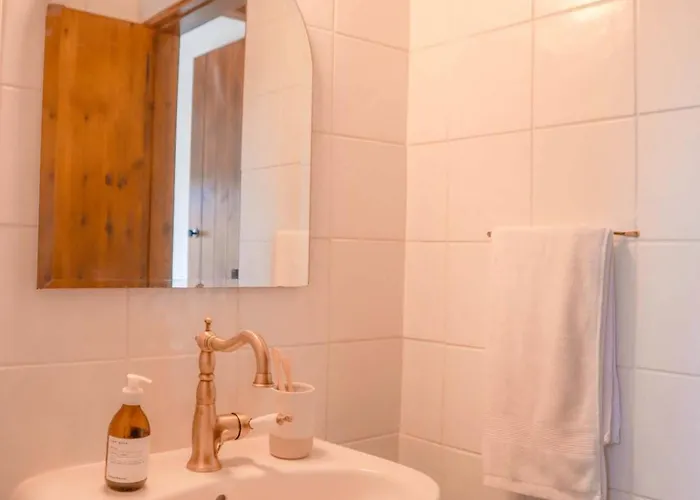 Soumaki - A Serene Countryside Hideaway *